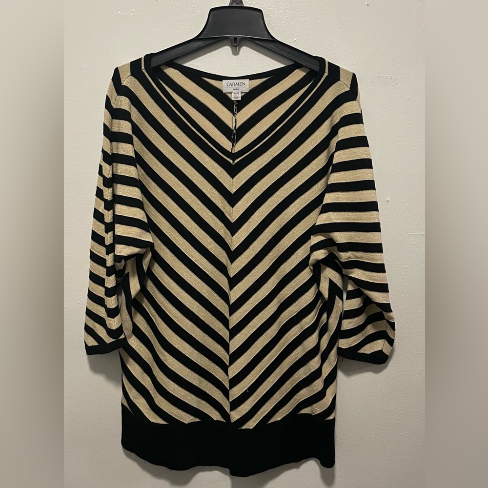 Beautiful Chevron Pattern Blouse by CARMEN    (1)